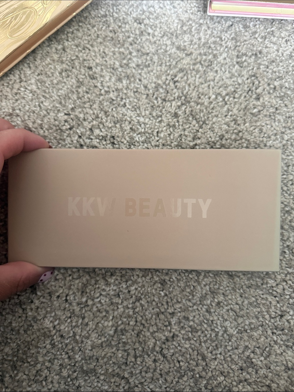 KKW Beauty Beige Eyeshadow Palette - Soft Neutral Tones